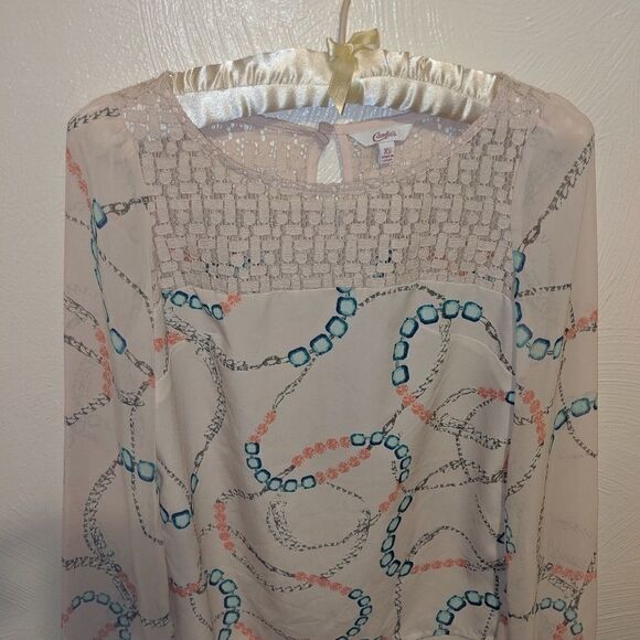 ‎Candie's sheer Top - Picture 4 of 5